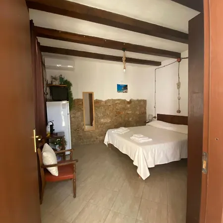 Prázdninový dům Casa Indipendente Nel Centro Storico,cod Iun P2680